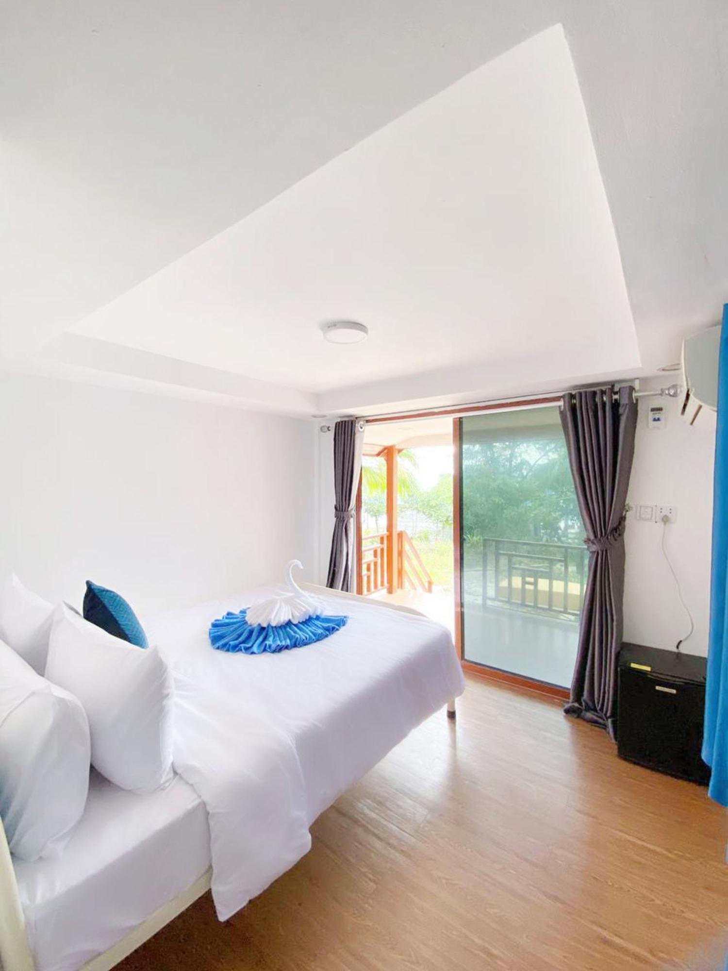 Europe Enchanted Villas Kaoh Touch Екстериор снимка